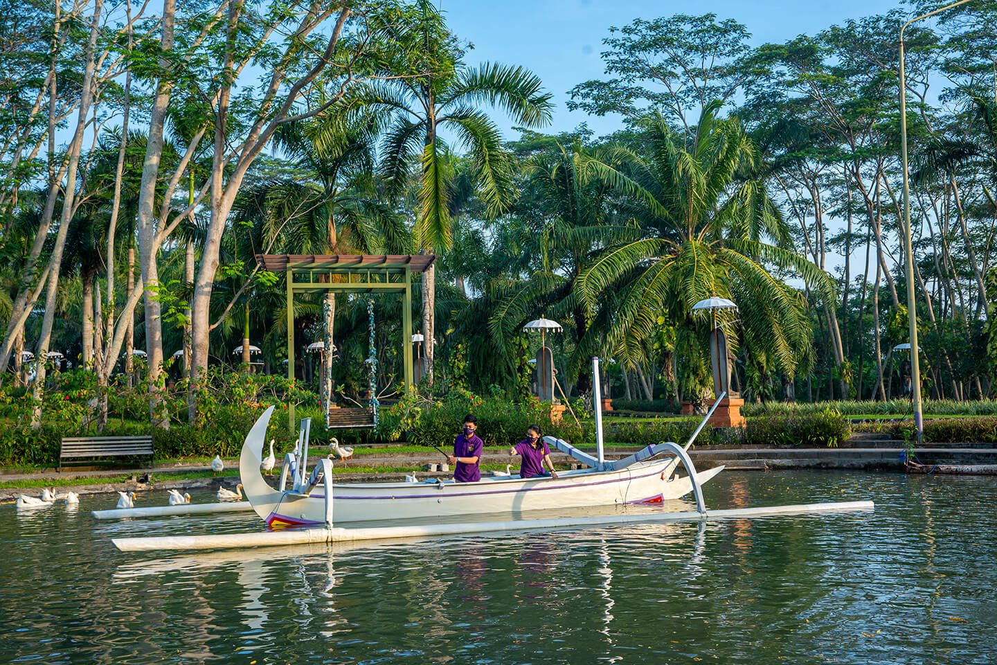 Nakula Shadewa PondAn idyllic nature area to unwind with the beauty of  the pool and serene surroundings.